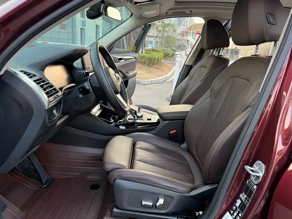 BMW X3 2022 из CN, фото 2