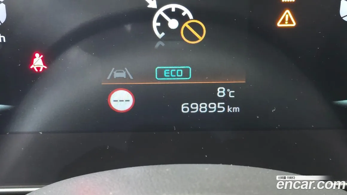Kia Niro 2022 из KR, фото 2