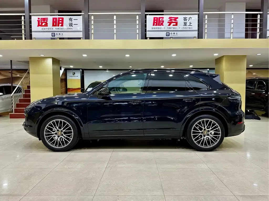 Porsche Cayenne 2023 из CN, фото 2