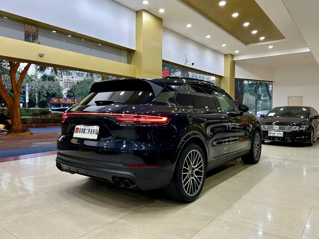 Porsche Cayenne 2023 из CN, фото 10