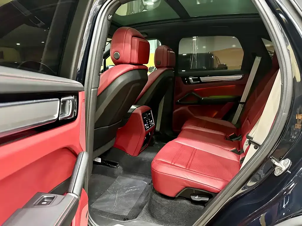 Porsche Cayenne 2023 из CN, фото 7