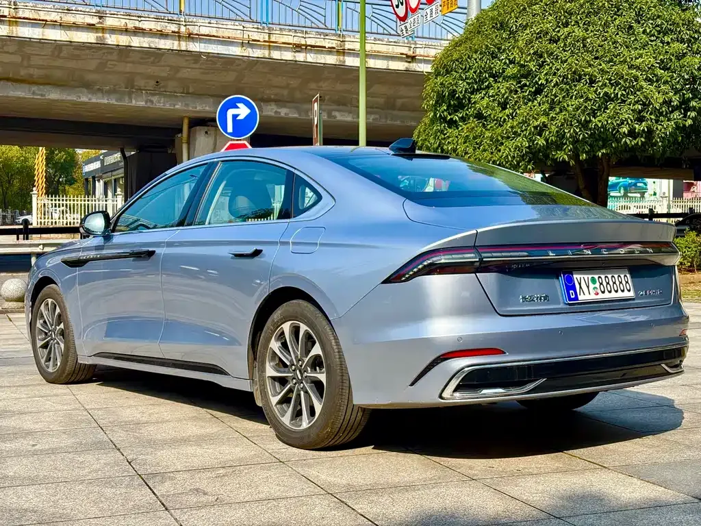 Lincoln Z 2025 из CN, фото 8