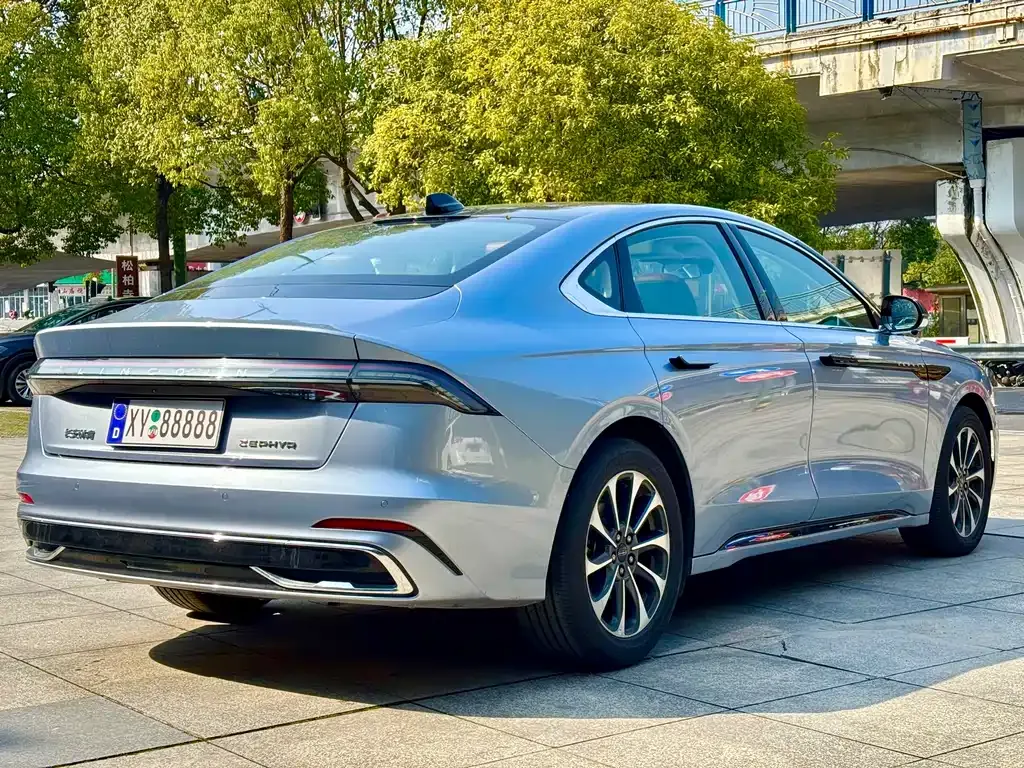 Lincoln Z 2025 из CN, фото 10