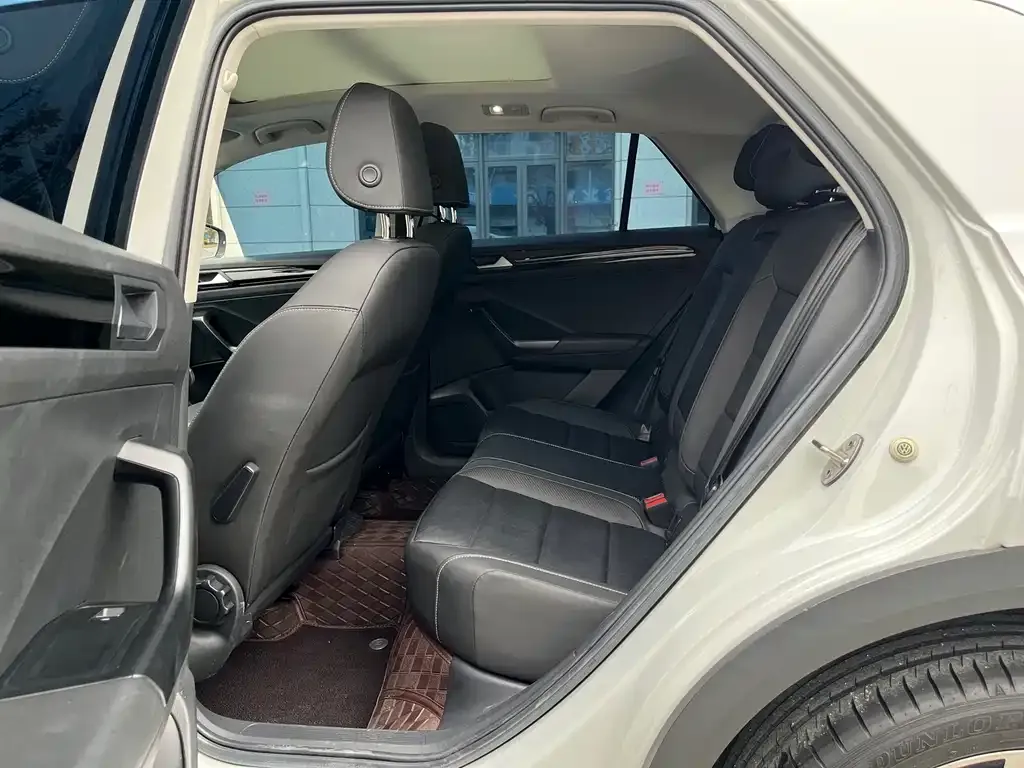 Volkswagen T-Roc 2022 из CN, фото 10