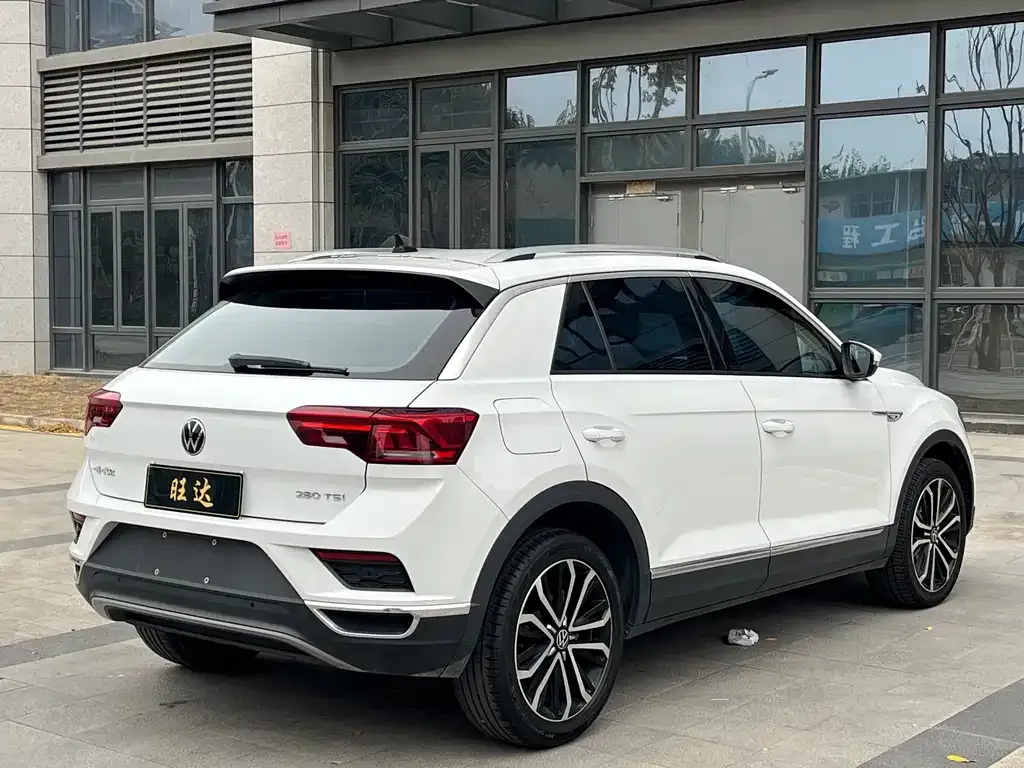 Volkswagen T-Roc 2022 из CN, фото 2