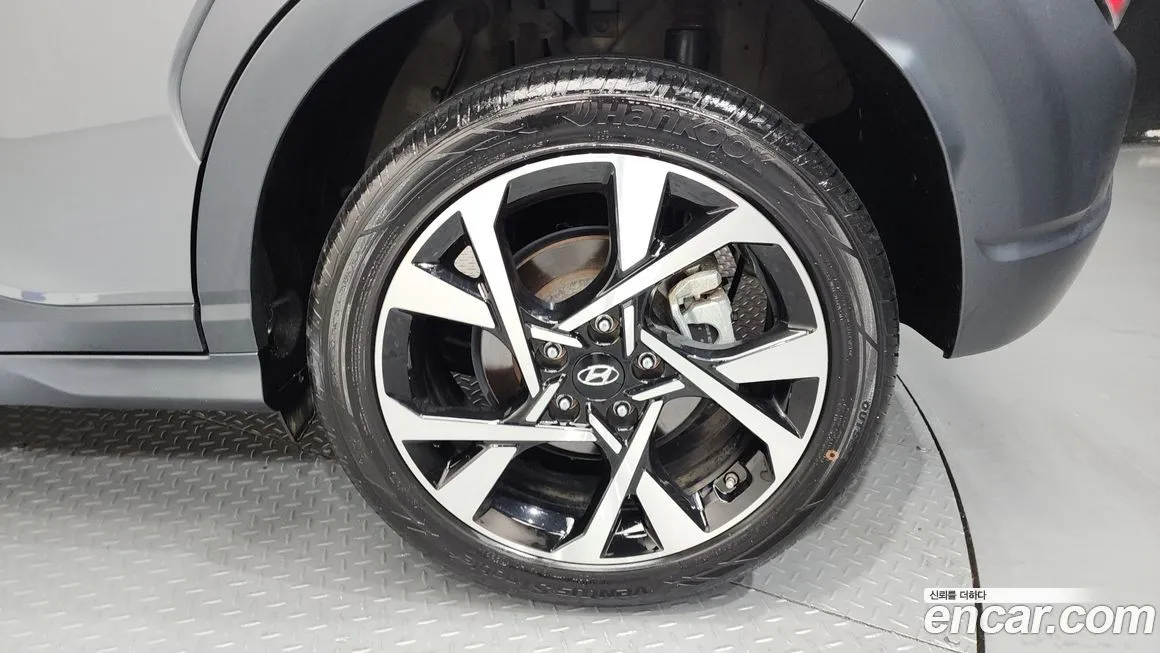 Hyundai Kona 2023 из KR, фото 9