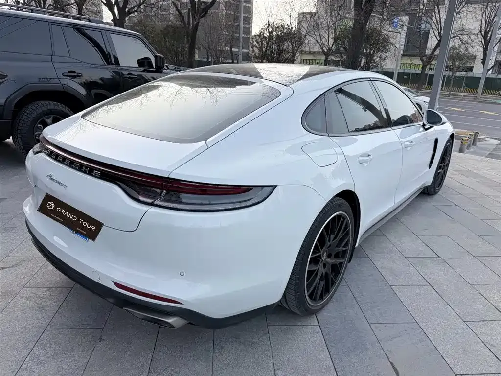 Porsche Panamera — фото 10