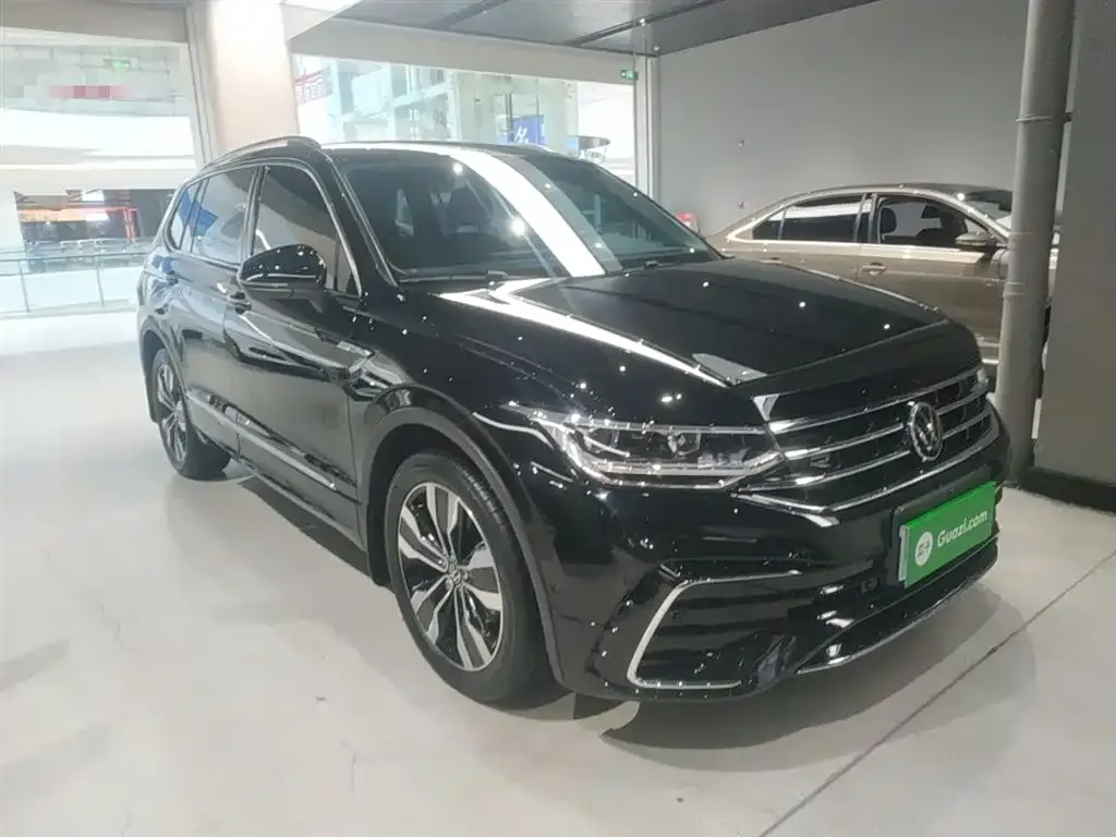 Volkswagen Tiguan L 2022 из CN, фото 4