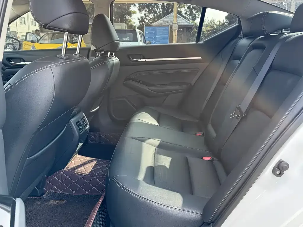 Nissan Teana 2023 из CN, фото 2