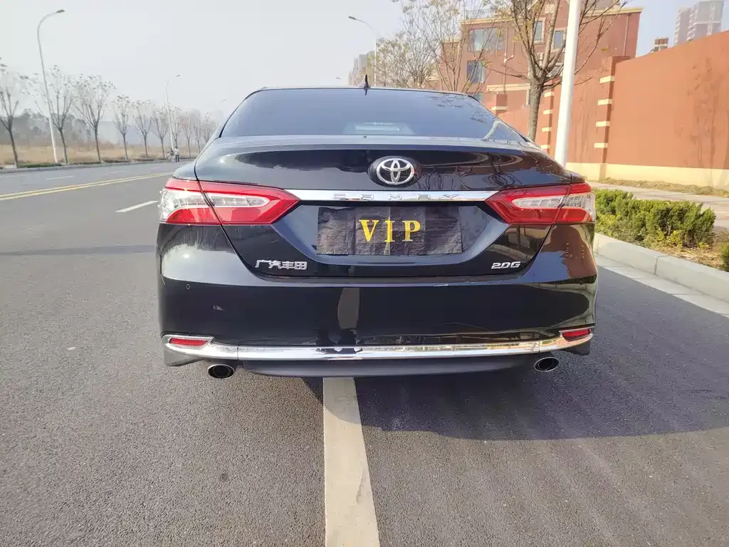 Toyota Camry 2023 из CN, фото 2