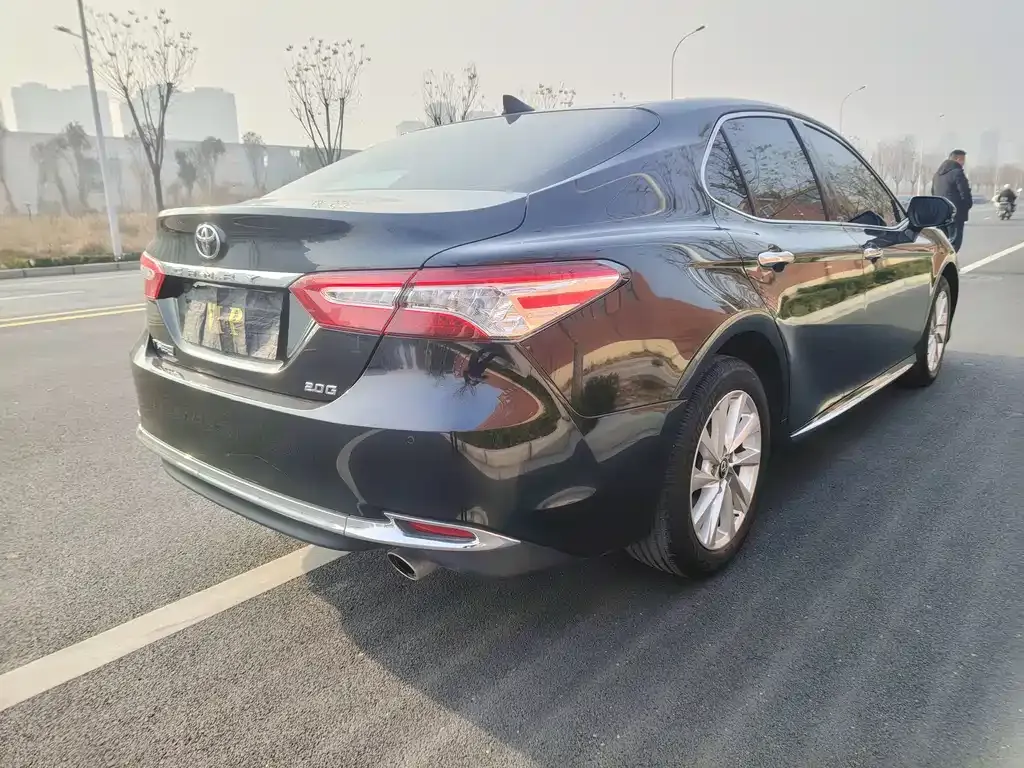 Toyota Camry 2023 из CN, фото 10