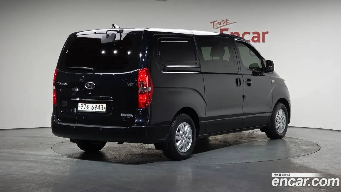 Hyundai Starex 2021 из KR, фото 3