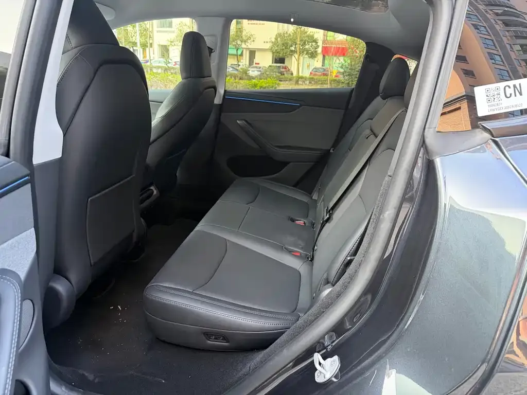 Tesla Model Y 2025 из CN, фото 6