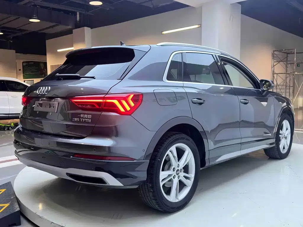 Audi Q3 — фото 5