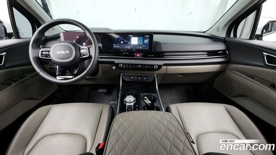 Kia Carnival — фото 4