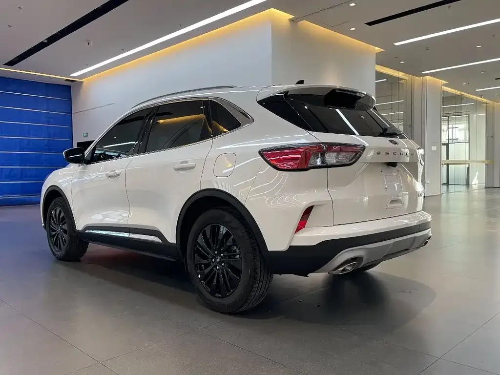 Ford Escape 2024 из CN, фото 8