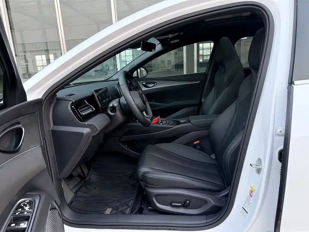 BYD Seal 06 — фото 10