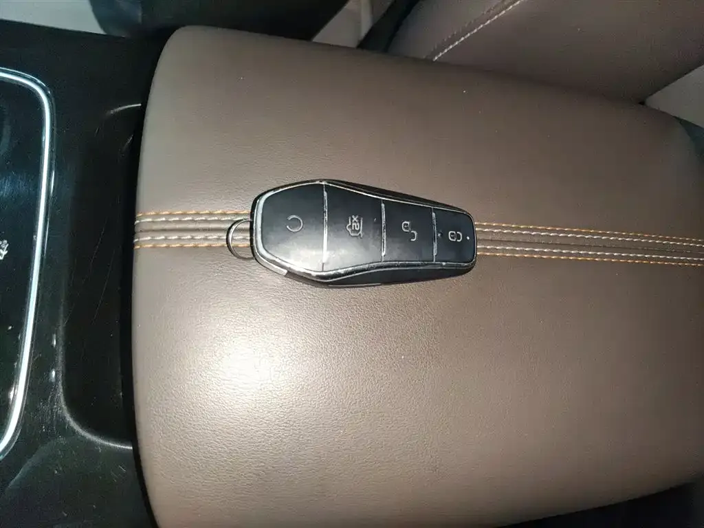 BYD Qin PLUS 2023 из CN, фото 10