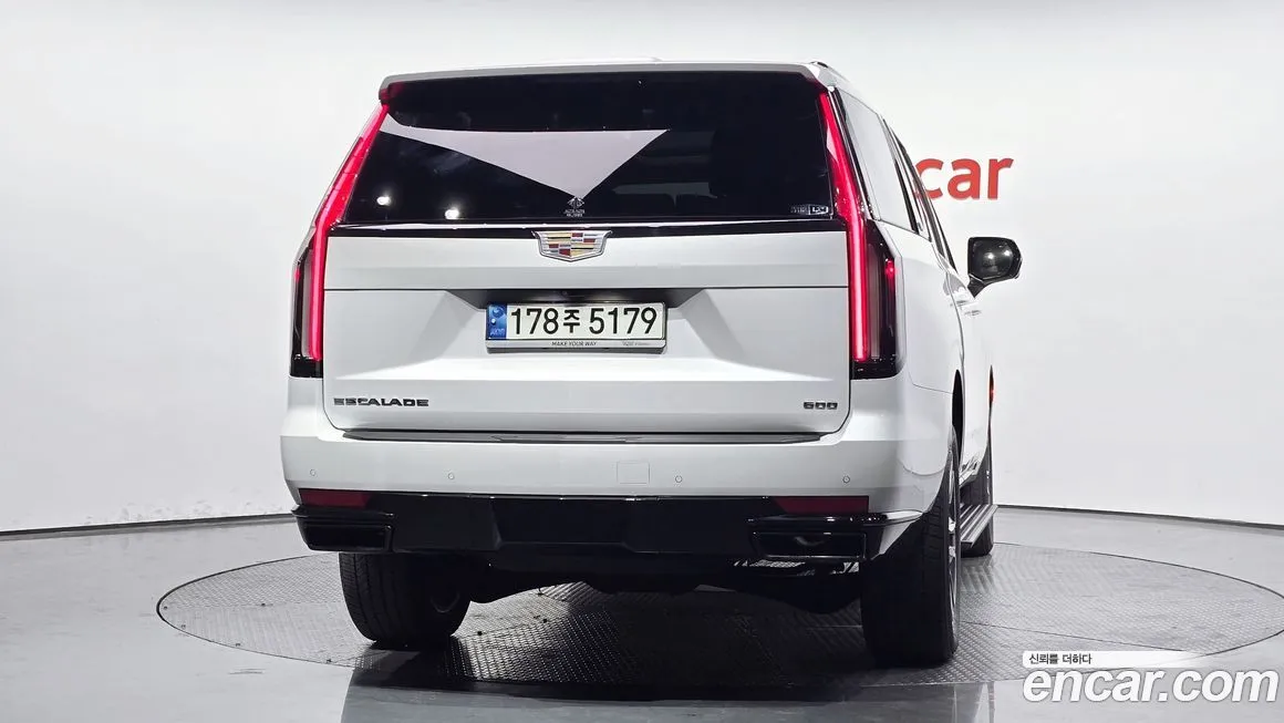 Cadillac Escalade 2022 из KR, фото 2