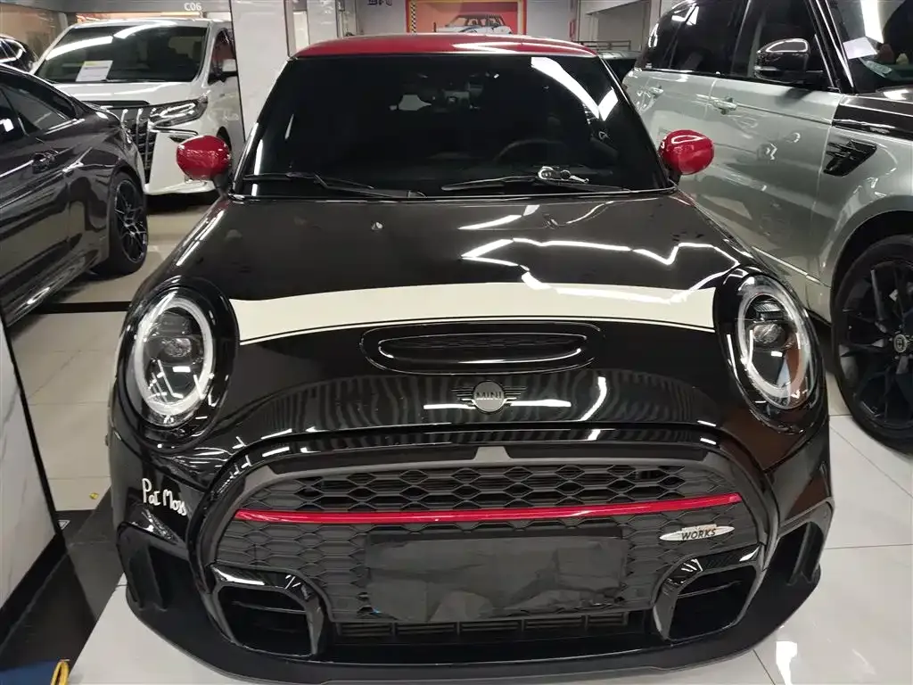MINI JCW (John Cooper Works) — фото 9