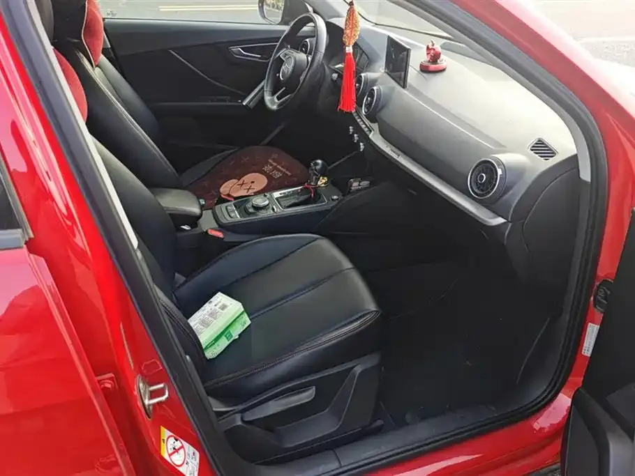 Audi Q2L 2021 из CN, фото 2