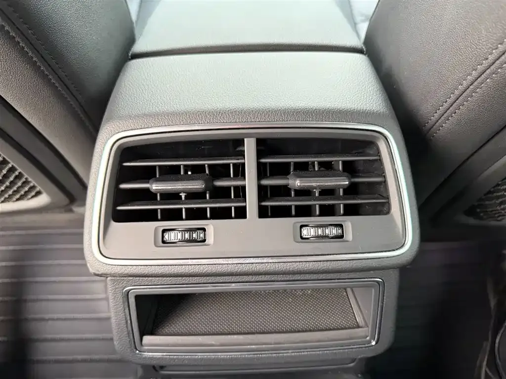 Audi A6 (Import) 2021 из CN, фото 8