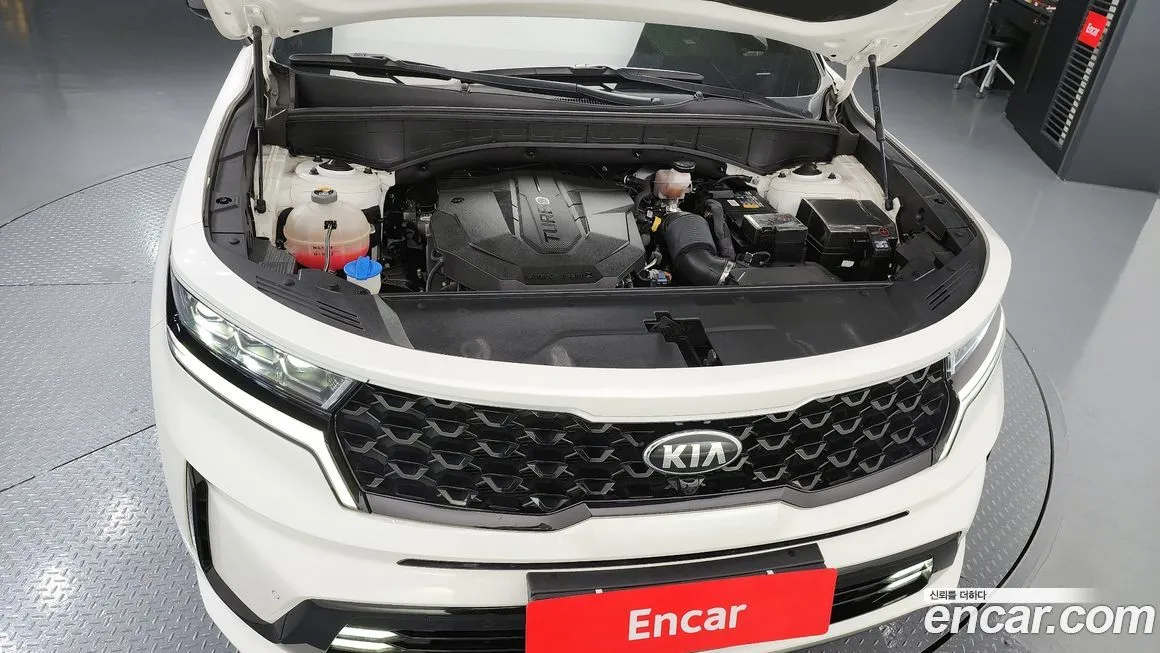 Kia Sorento — фото 9