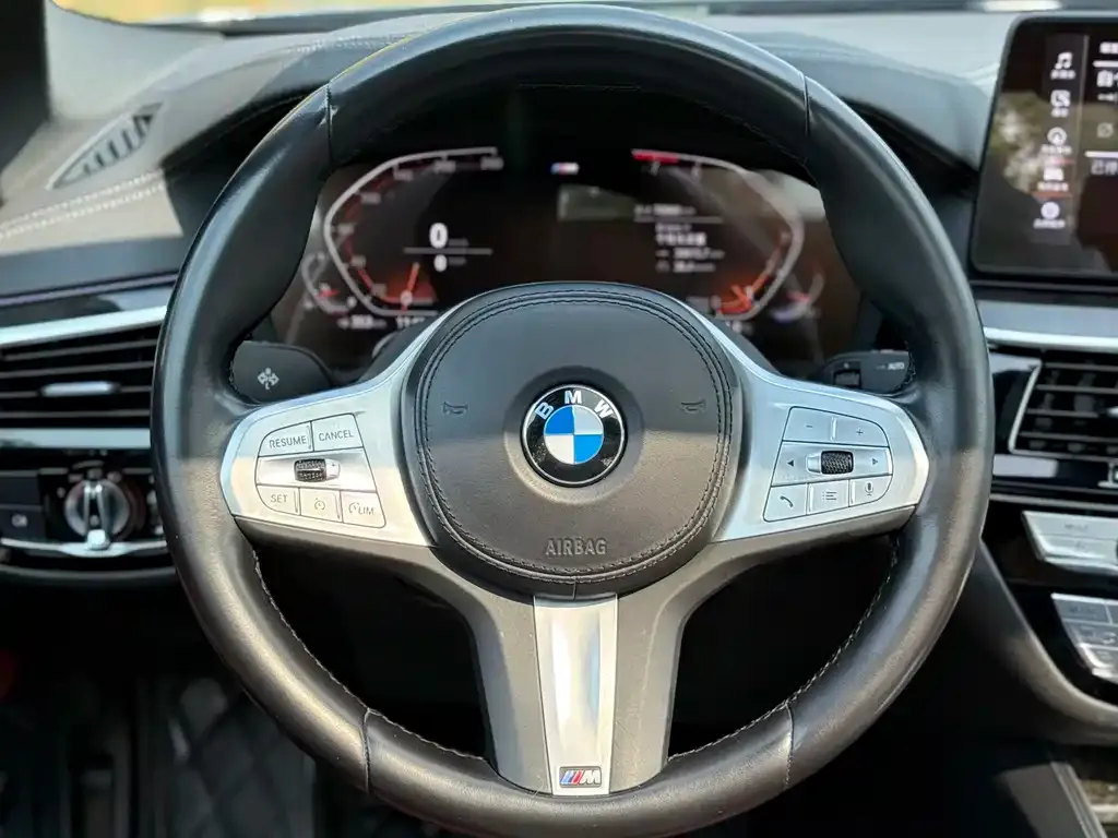 BMW 5 Series — фото 4