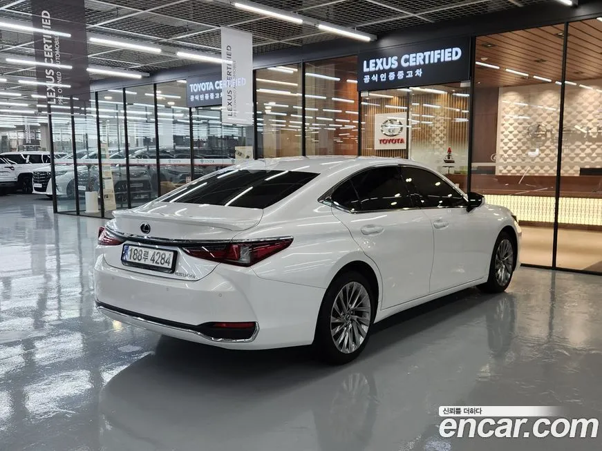 Lexus ES 2023 из KR, фото 4
