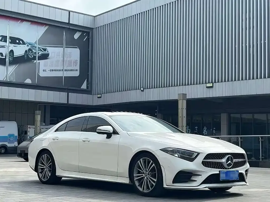 Mercedes-Benz CLS — фото 2