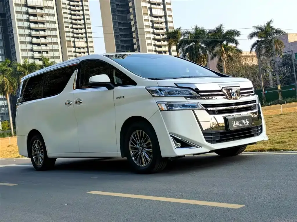Toyota Vellfire 2021 из CN, фото 2