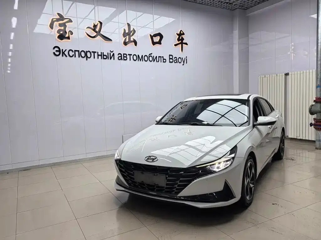 Hyundai Elantra 2022 из CN, фото 1