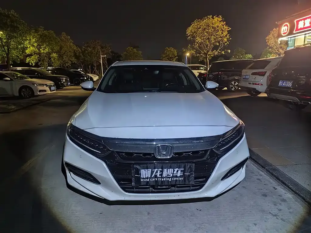 Honda Accord — фото 3