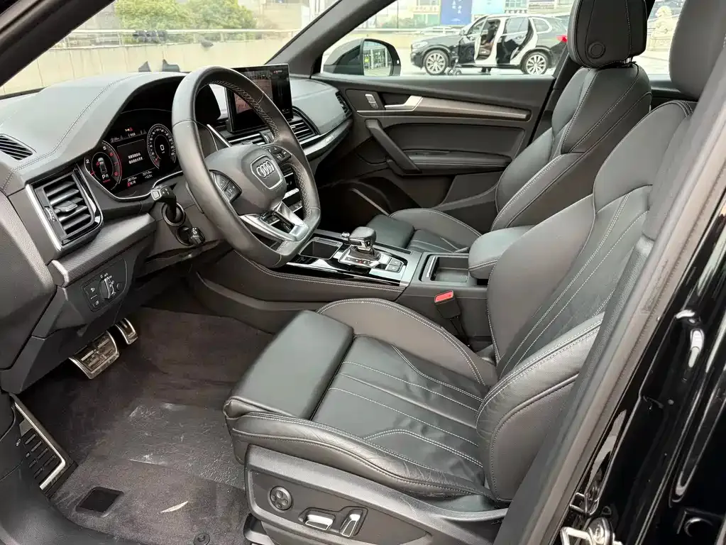 Audi Q5L 2024 из CN, фото 10