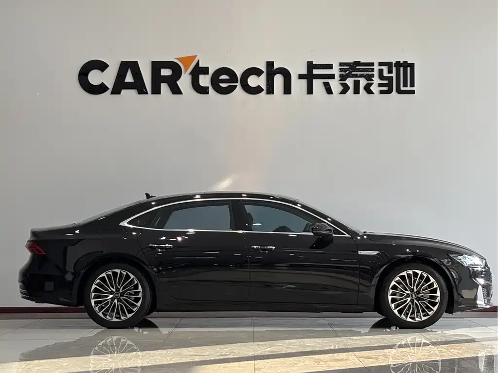 Audi A7L 2025 из CN, фото 7