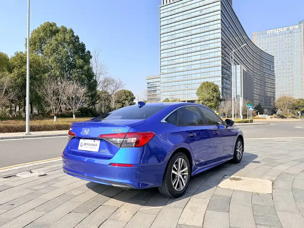 Honda Civic — фото 8