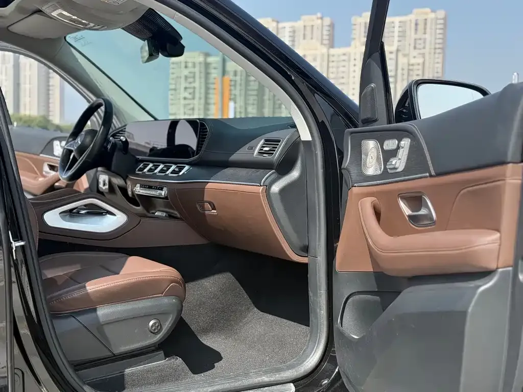 Mercedes-Benz GLE — фото 9