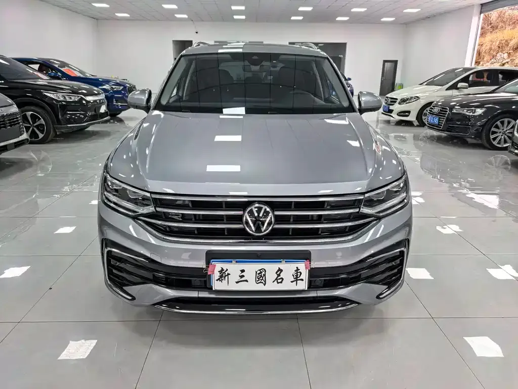 Volkswagen Tiguan L 2023 из CN, фото 6