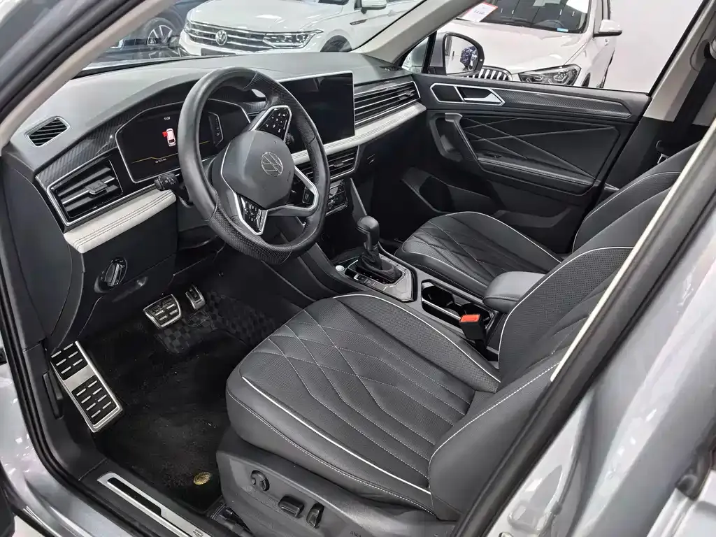 Volkswagen Tiguan L 2023 из CN, фото 5