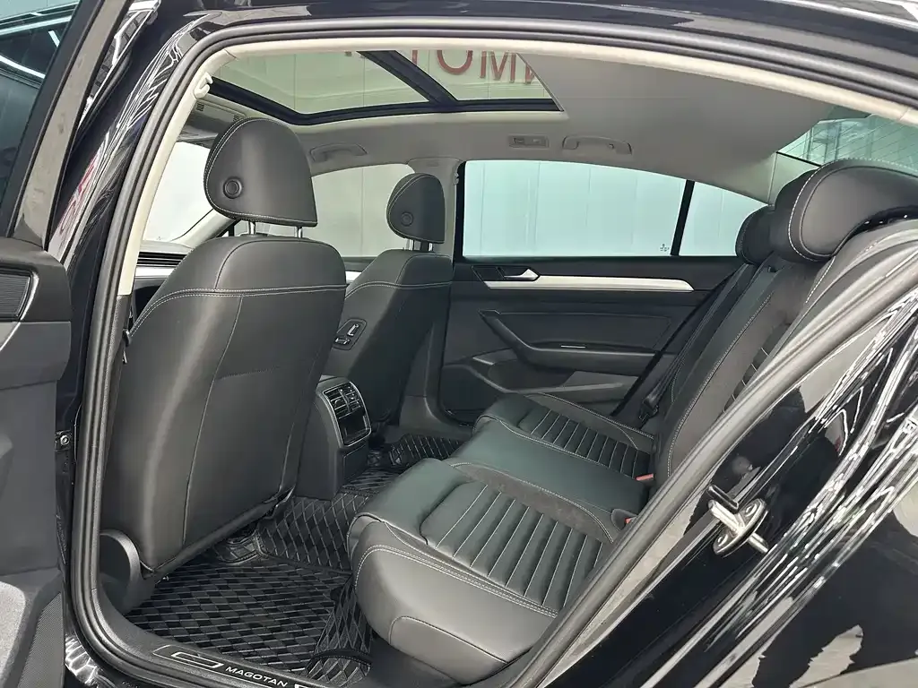 Volkswagen Magotan 2022 из CN, фото 6