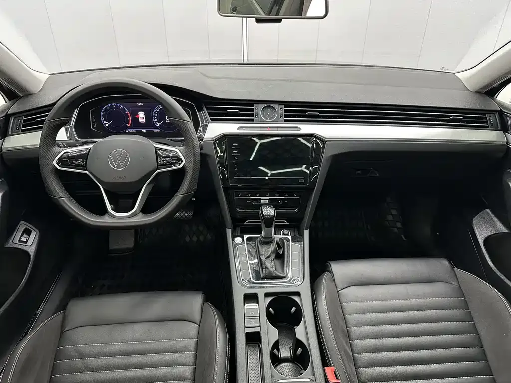 Volkswagen Magotan 2022 из CN, фото 5