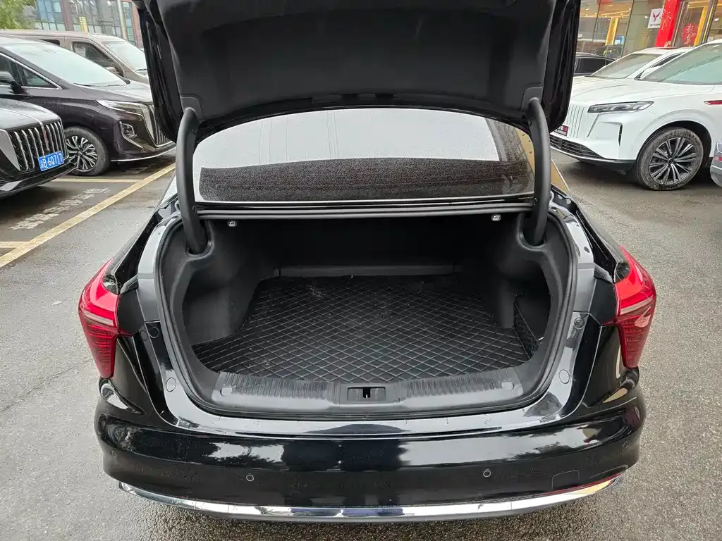 Hongqi H5 2024 из CN, фото 8
