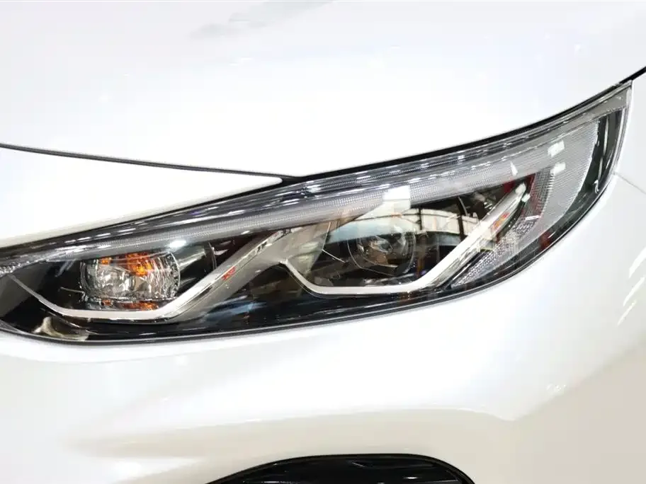 Toyota Wildlander 2023 из CN, фото 10