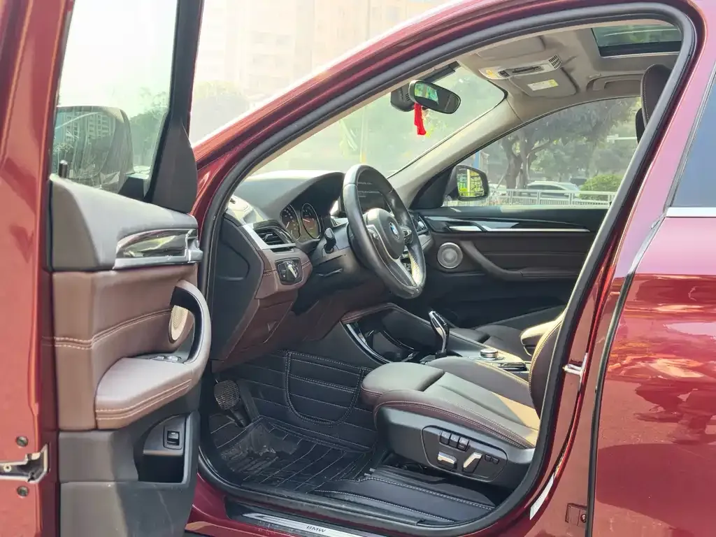 BMW X1 2021 из CN, фото 4