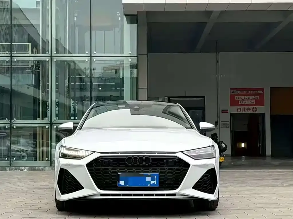 Audi A7L 2022 из CN, фото 9