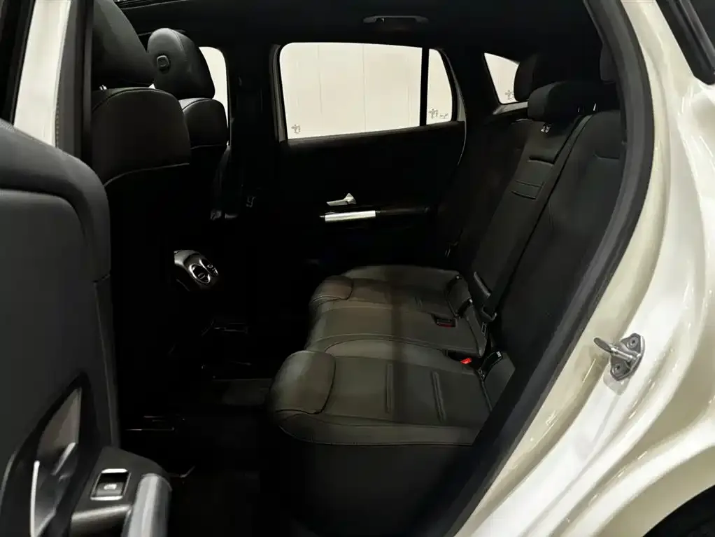 Mercedes-Benz GLA 2021 из CN, фото 2