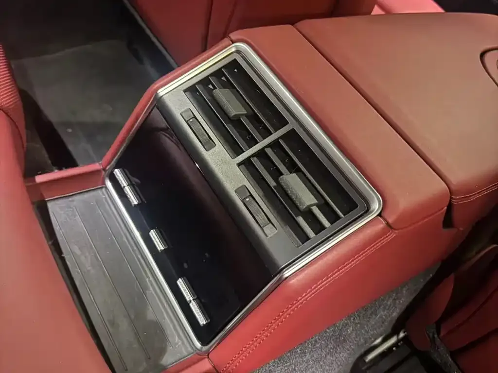 Porsche Panamera 2024 из CN, фото 6