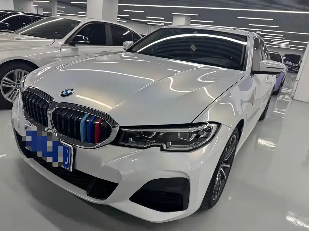 BMW 3 Series — фото 1