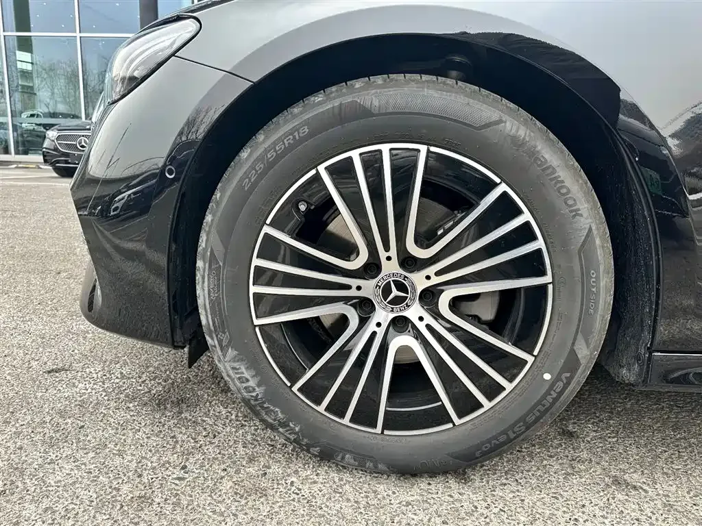 Mercedes-Benz E-Class 2025 из CN, фото 10