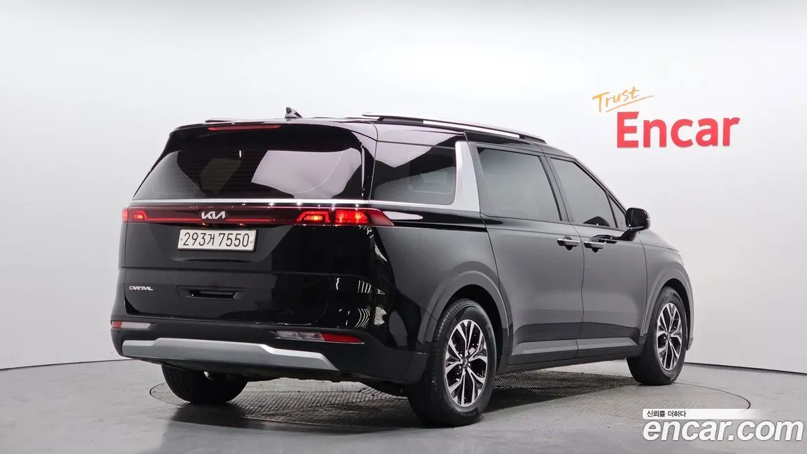 Kia Carnival 2023 из KR, фото 2